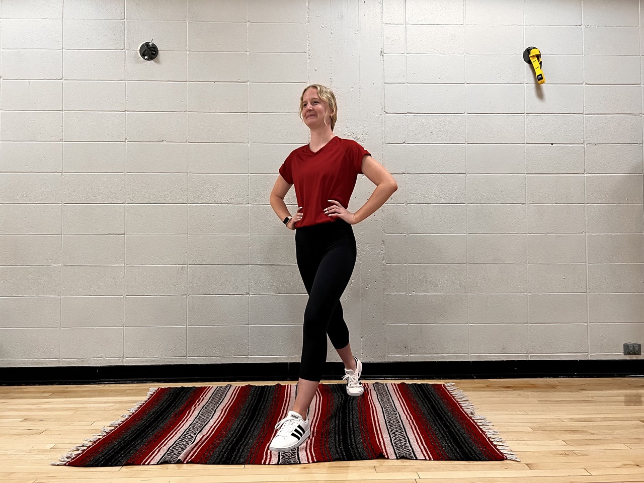 Curtsy Lunges Preparation Instructions