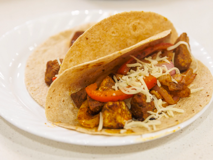 One Pan Chicken and Bell Pepper Fajitas